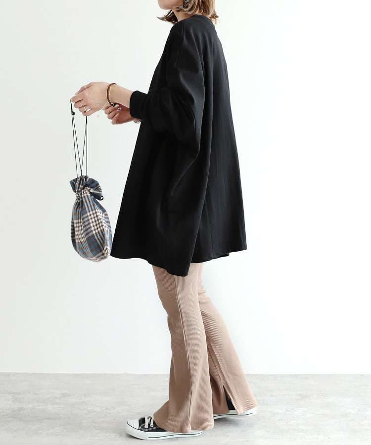 イエベ春/イエベ秋服　ゆったりシルエットの大人プルオーバー