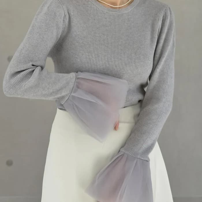 イエベ春/イエベ秋服　シフォンフレア袖ブラウス