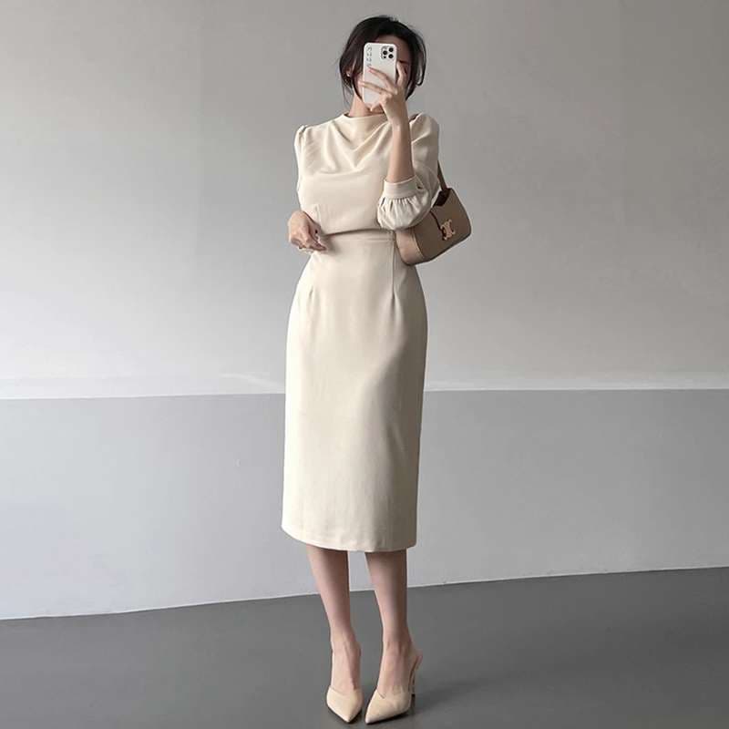 イエベ春/イエベ秋服　シルエット際立つフォーマルワンピース
