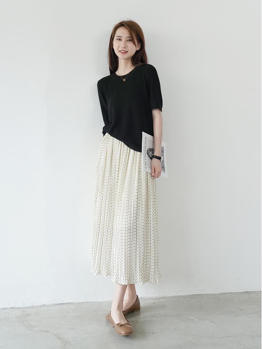 イエベ春/イエベ秋服　優雅な揺れ感 水玉模様プリーツスカート