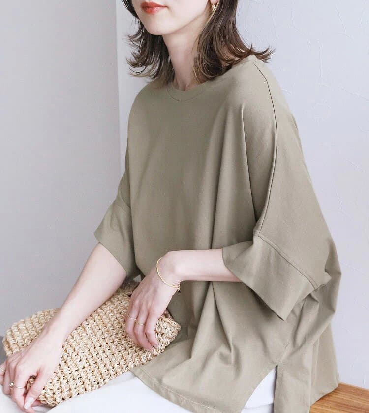 イエベ春/イエベ秋服　ゆったりシルエット五分袖カットソー