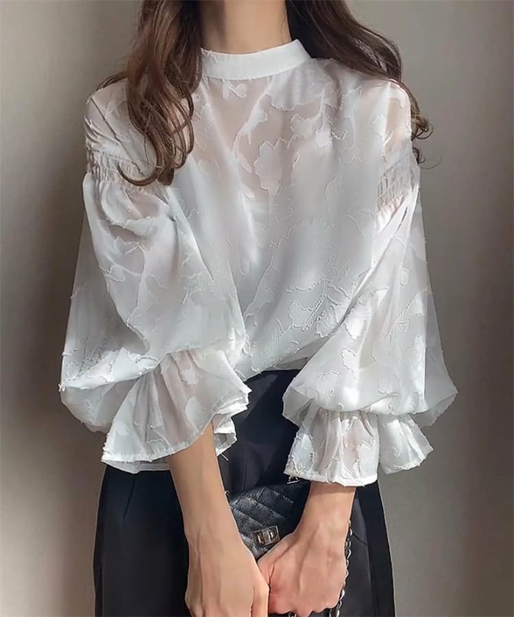 イエベ春/イエベ秋服　花影シアーブラウス