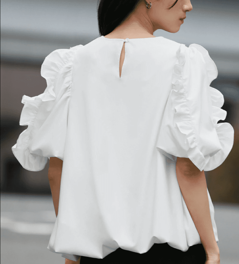 イエベ春服　華やか袖フリルゆったりブラウス