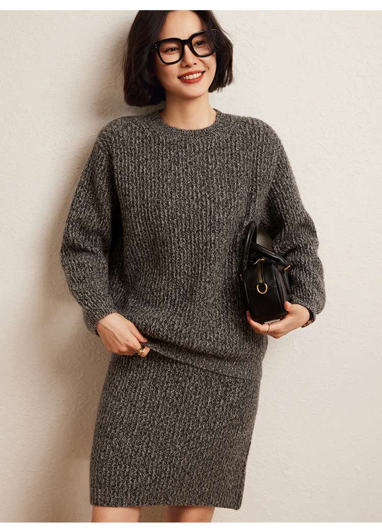 イエベ春/イエベ秋服　クラシカルニットセットアップ
