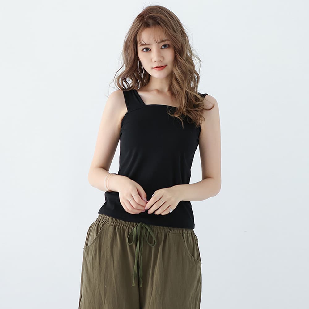 イエベ春/イエベ秋服　重ね着用スクエアネック ブラ紐隠しタンクトップ