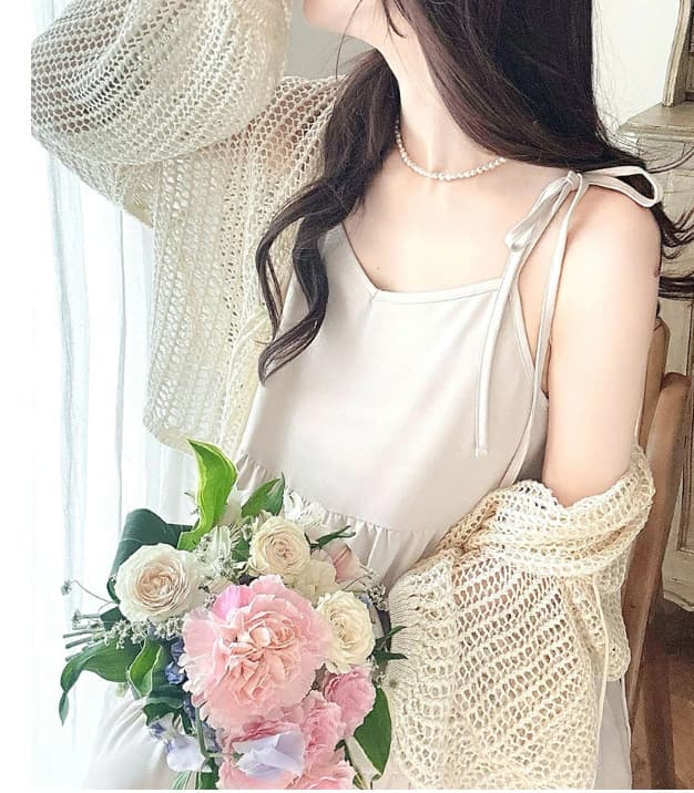 イエベ春/イエベ秋服　肩リボン付きティアードキャミソールワンピース