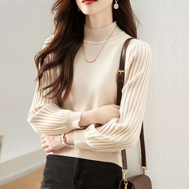 イエベ春/イエベ秋服　ふんわり袖モックネックニット