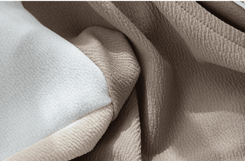 イエベ春/イエベ秋服　優雅なバイカラーゆったりトップス