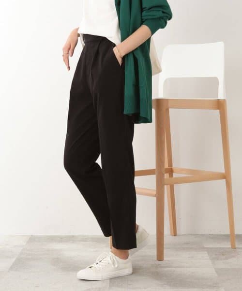 イエベ春/イエベ秋服　スタイリッシュテーパードパンツ