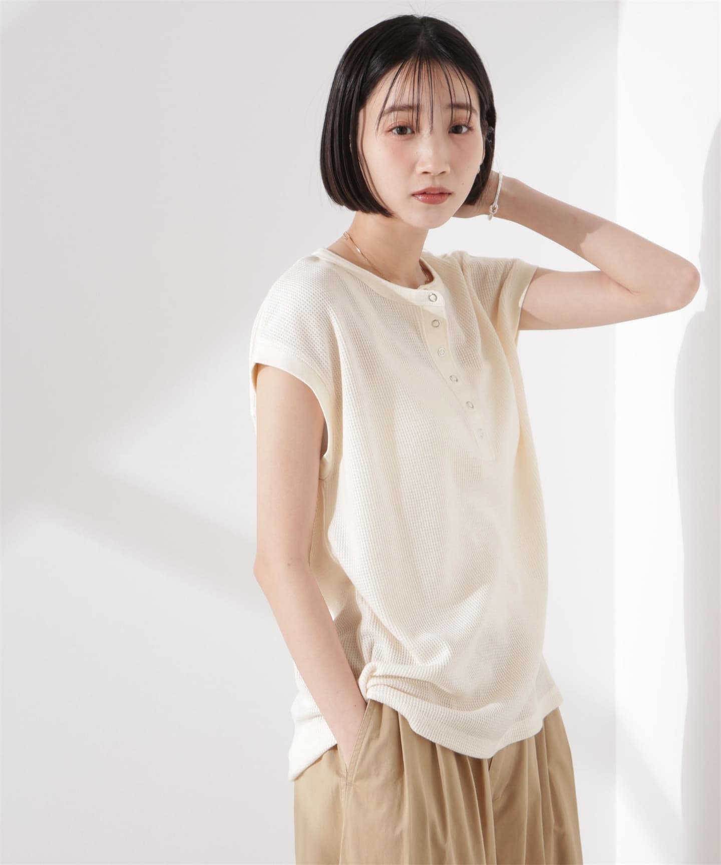 イエベ春/イエベ秋服　涼やかワッフル編みヘンリーネックＴシャツ