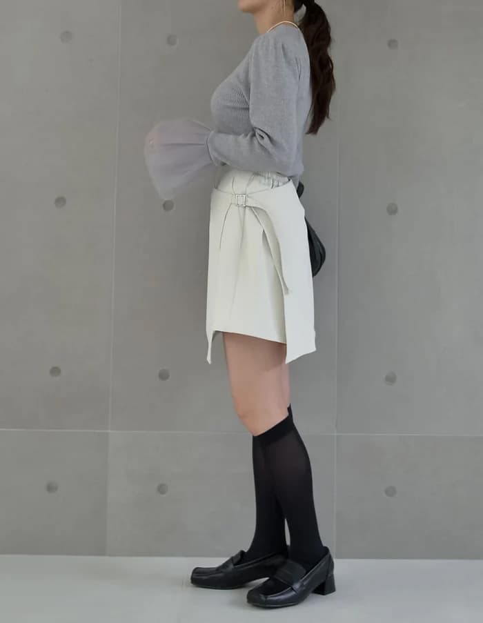 イエベ春/イエベ秋服　シフォンフレア袖ブラウス