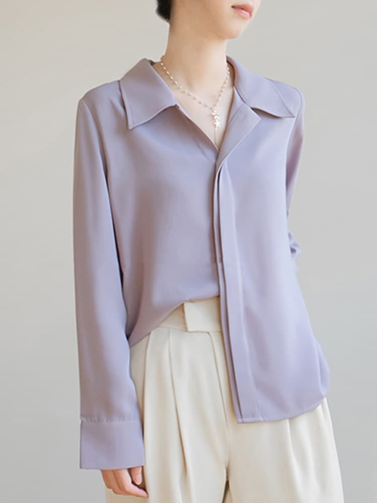 イエベ秋服　とろみ素材の開襟長袖ブラウス