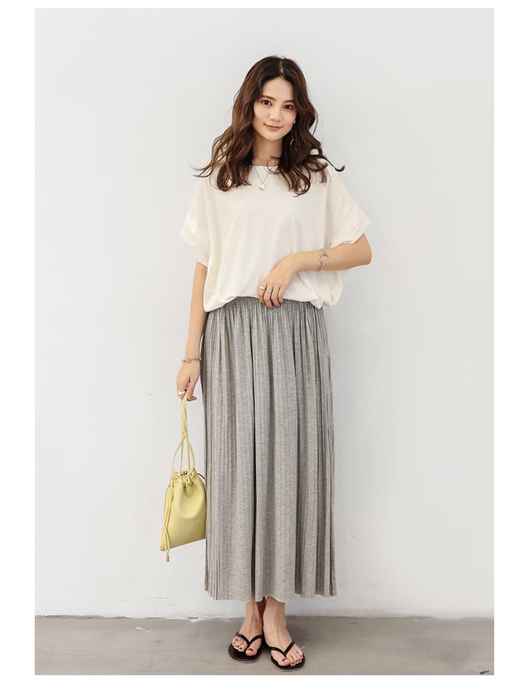 イエベ春/イエベ秋服　優雅な揺れ感 ロングプリーツスカート