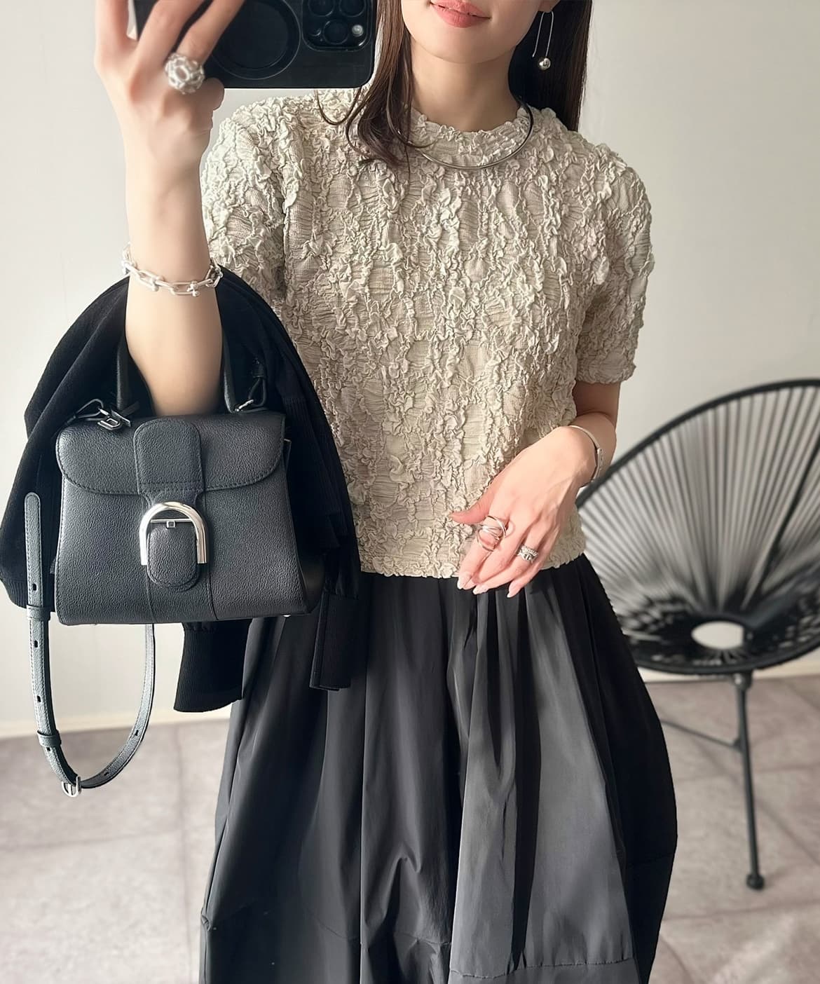 イエベ春/イエベ秋服　立体花模様クロップドTシャツ