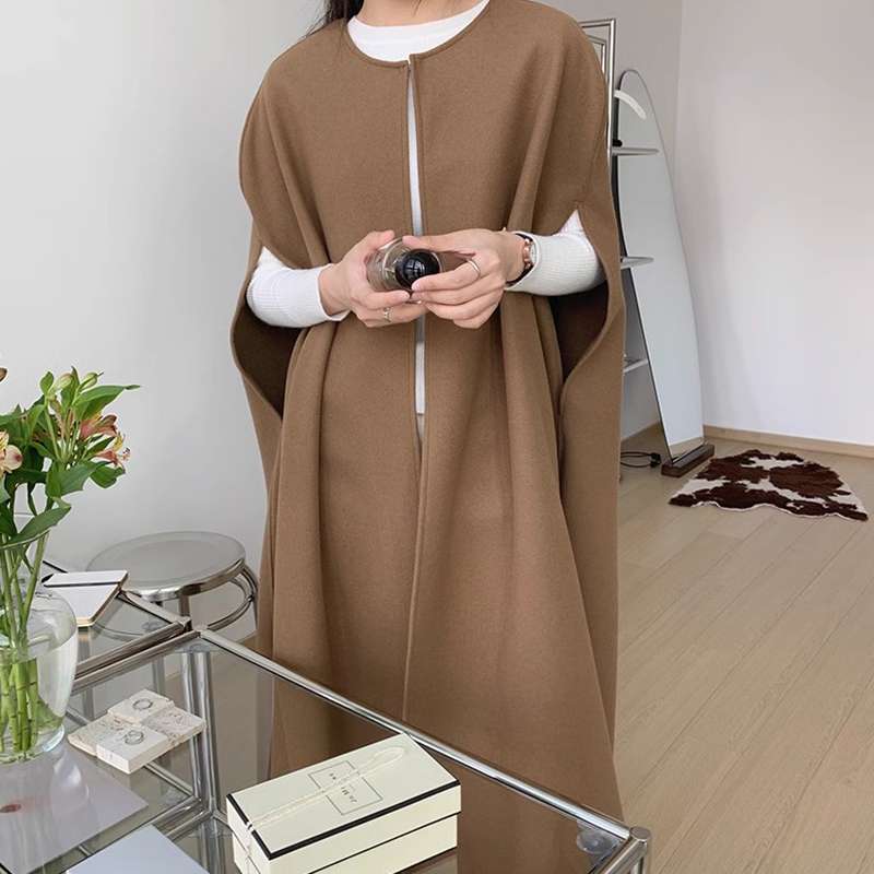 イエベ春/イエベ秋服　なめらかシルエット ケープコート