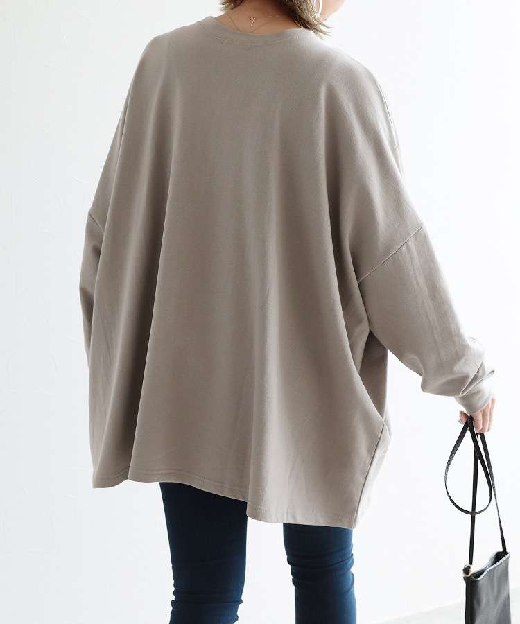 イエベ春/イエベ秋服　ゆったりシルエットの大人プルオーバー