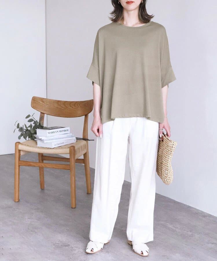 イエベ春/イエベ秋服　ゆったりシルエット五分袖カットソー