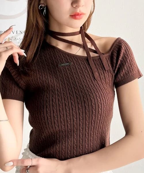 イエベ春/イエベ秋服　リボンネックケーブル編みニット