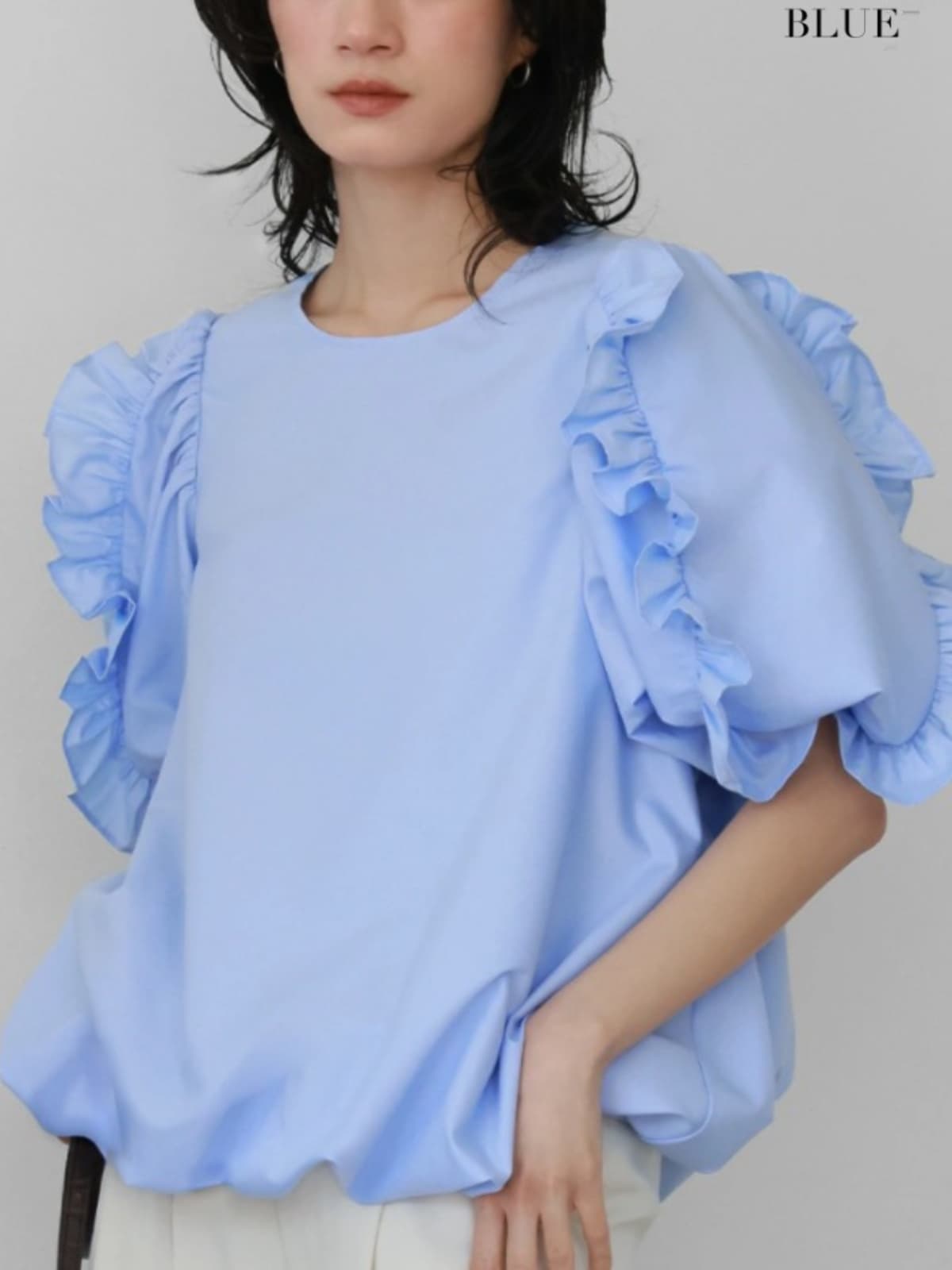 イエベ春服　華やか袖フリルゆったりブラウス