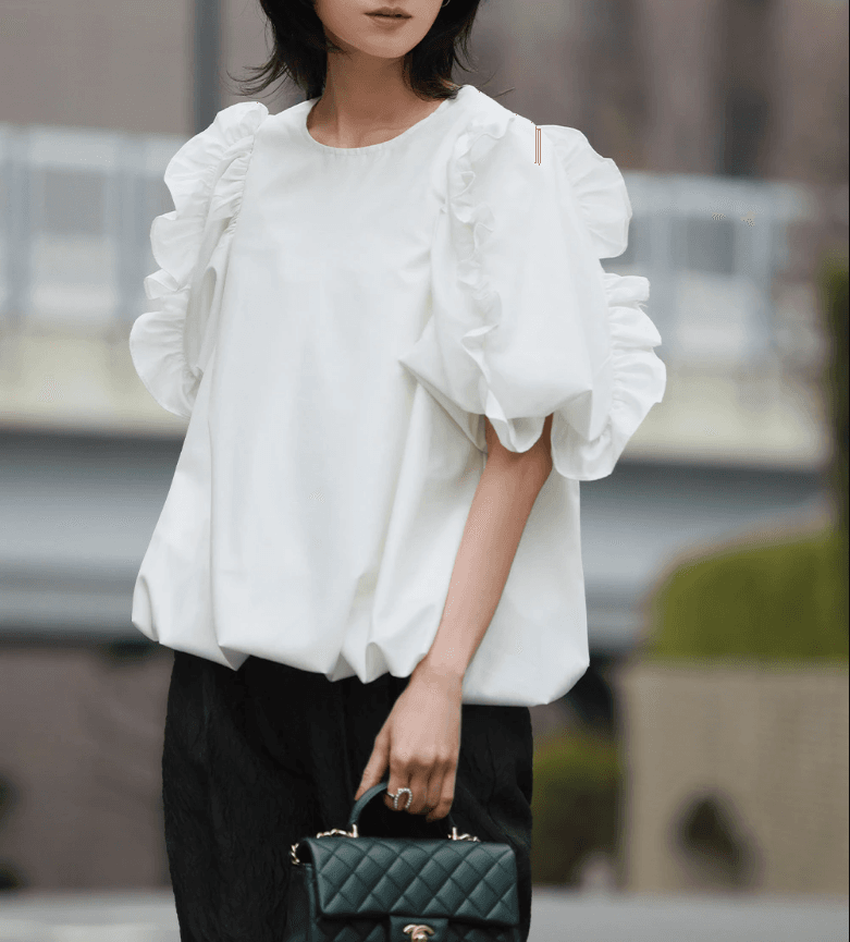 イエベ春服　華やか袖フリルゆったりブラウス