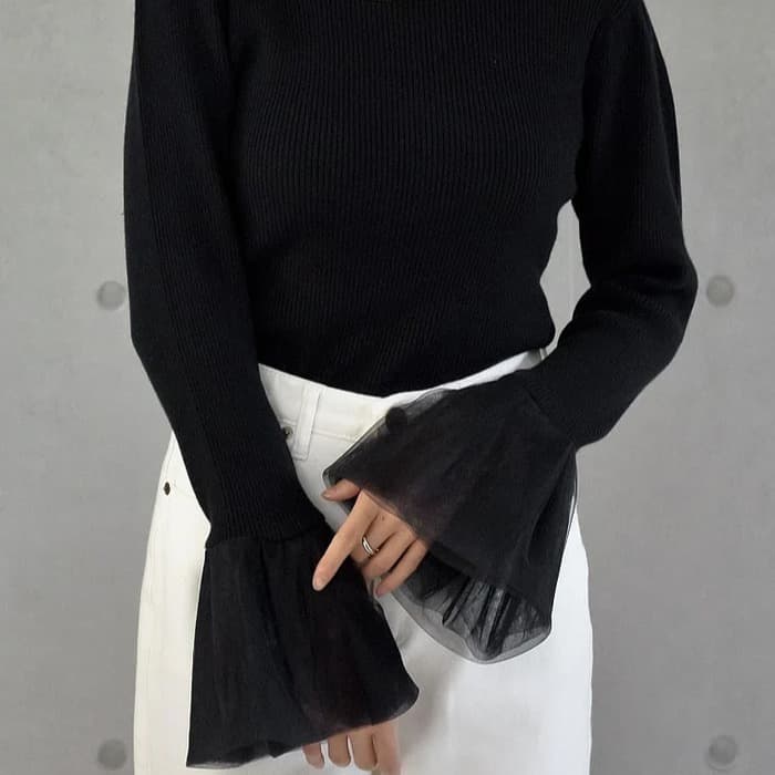 イエベ春/イエベ秋服　シフォンフレア袖ブラウス