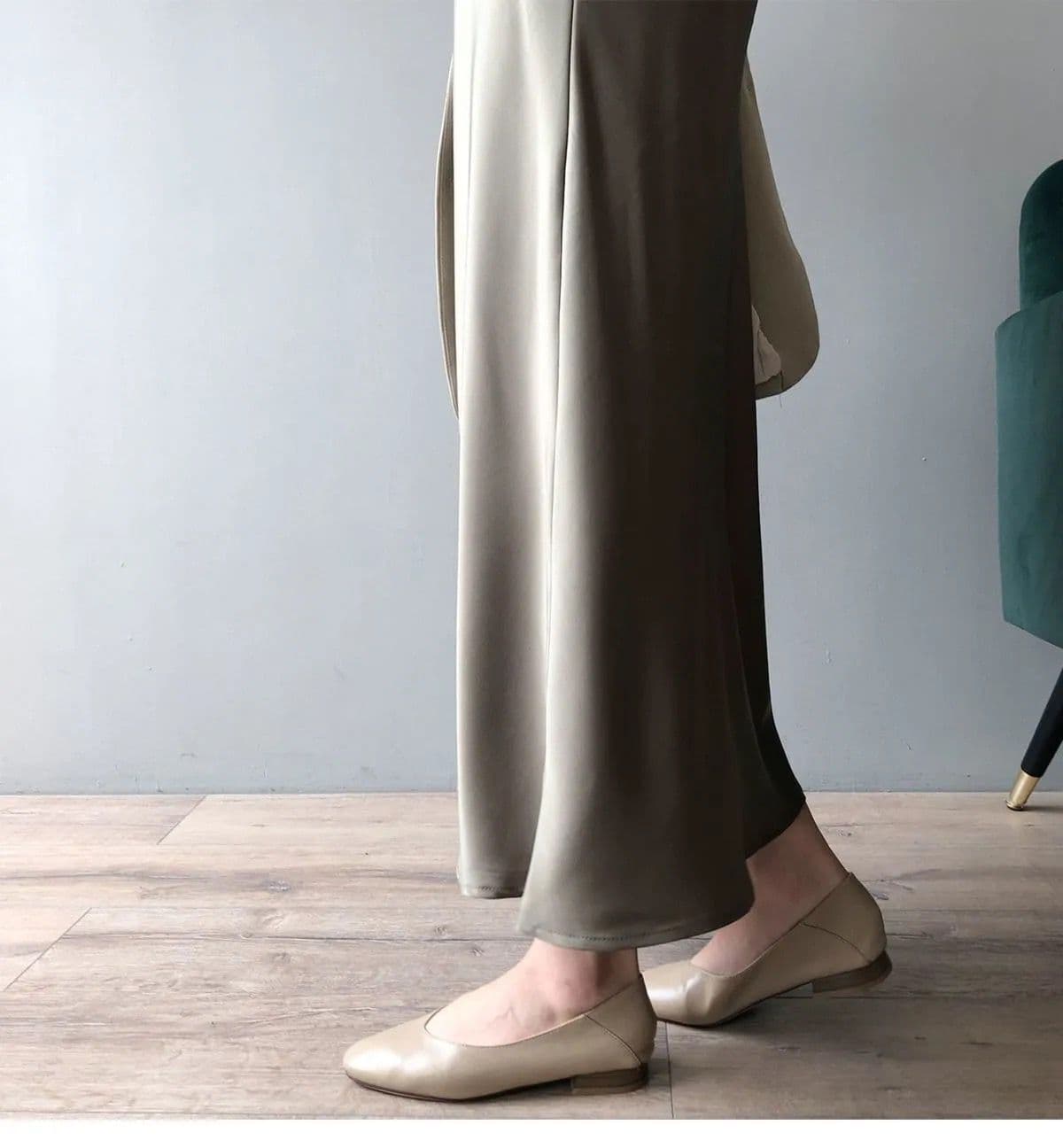 イエベ秋服　サテンノースリーブワンピース