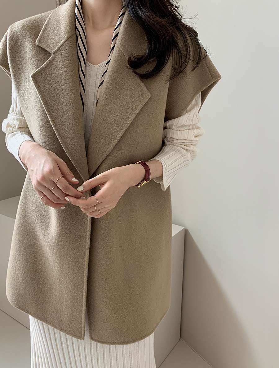 イエベ春/イエベ秋服　ベルト付きベストジャケット