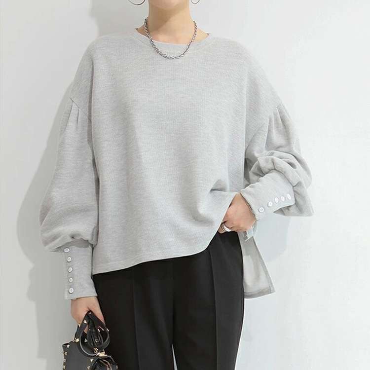 イエベ春/イエベ秋服　ボリューム袖ボタン付きプルオーバー