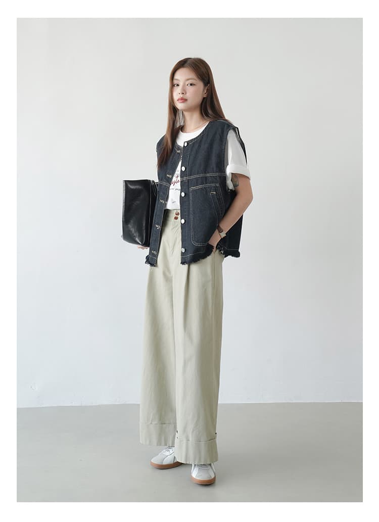 イエベ秋服　断ち切りフリンジ デニムベスト