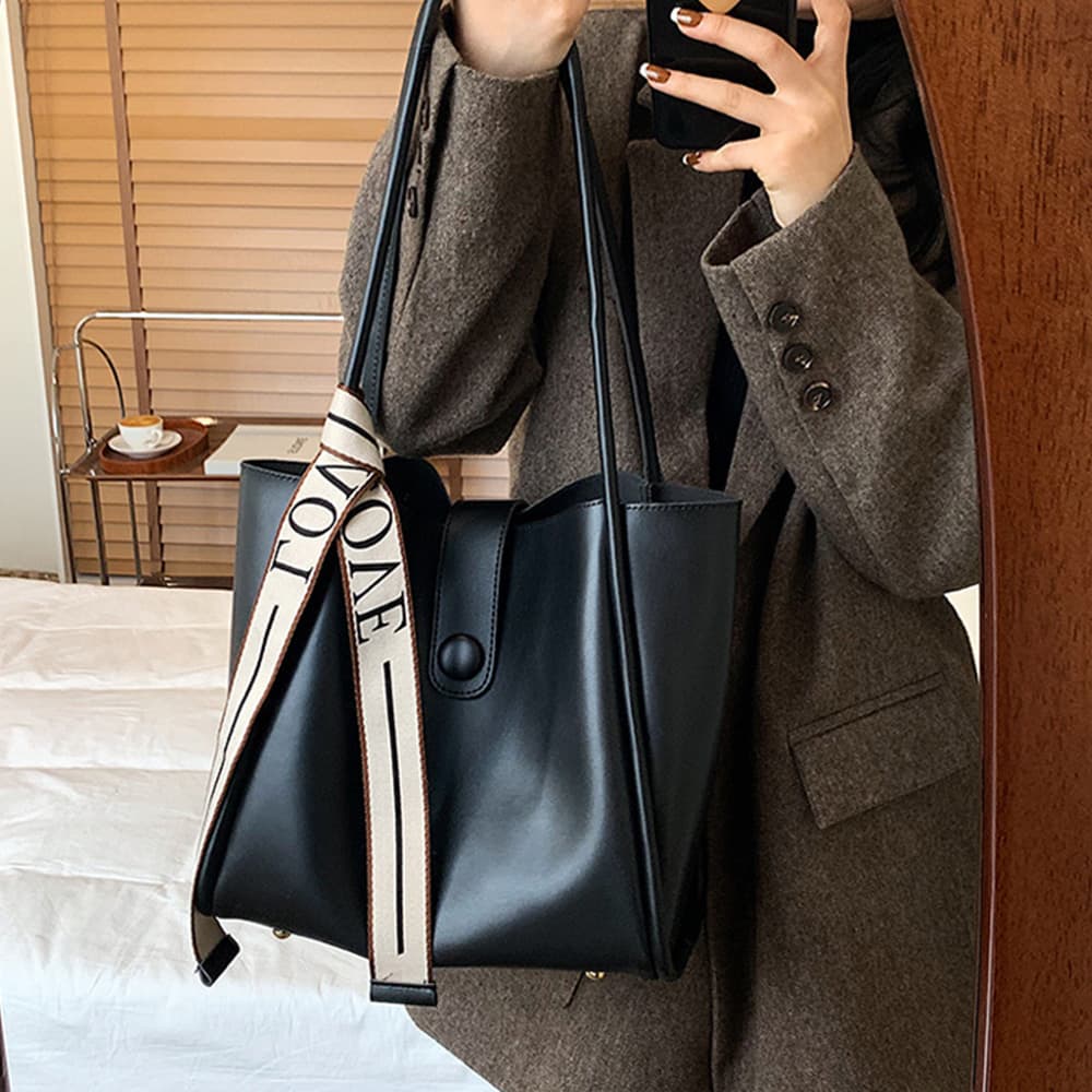 イエベ春/イエベ秋服　スカーフ付き上品トートバッグ