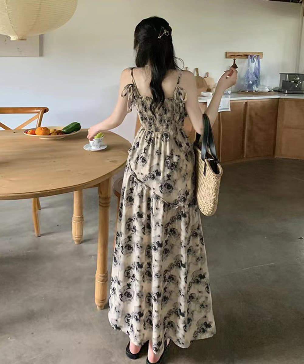 イエベ春/イエベ秋服　花柄シャーリング キャミワンピース ロング丈