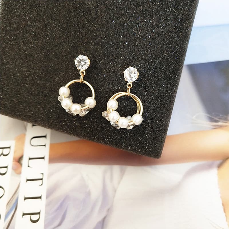 イエベ春服　上品パールリング ピアス アクセサリー 華やか輝き