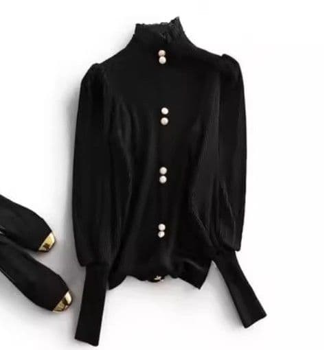 イエベ春/イエベ秋服　エレガントリブ編み立ち襟ブラウス