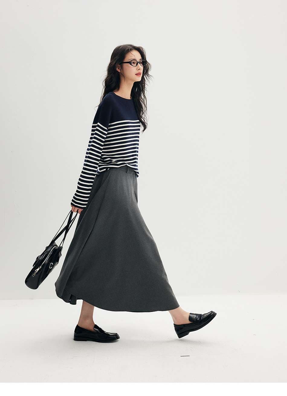 イエベ春/イエベ秋服　ストライプ柄リラックス長袖プルオーバー