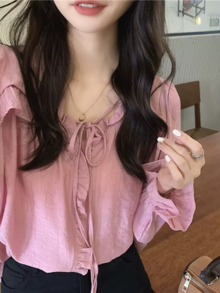 イエベ春服 Vネックプリーツブラウス