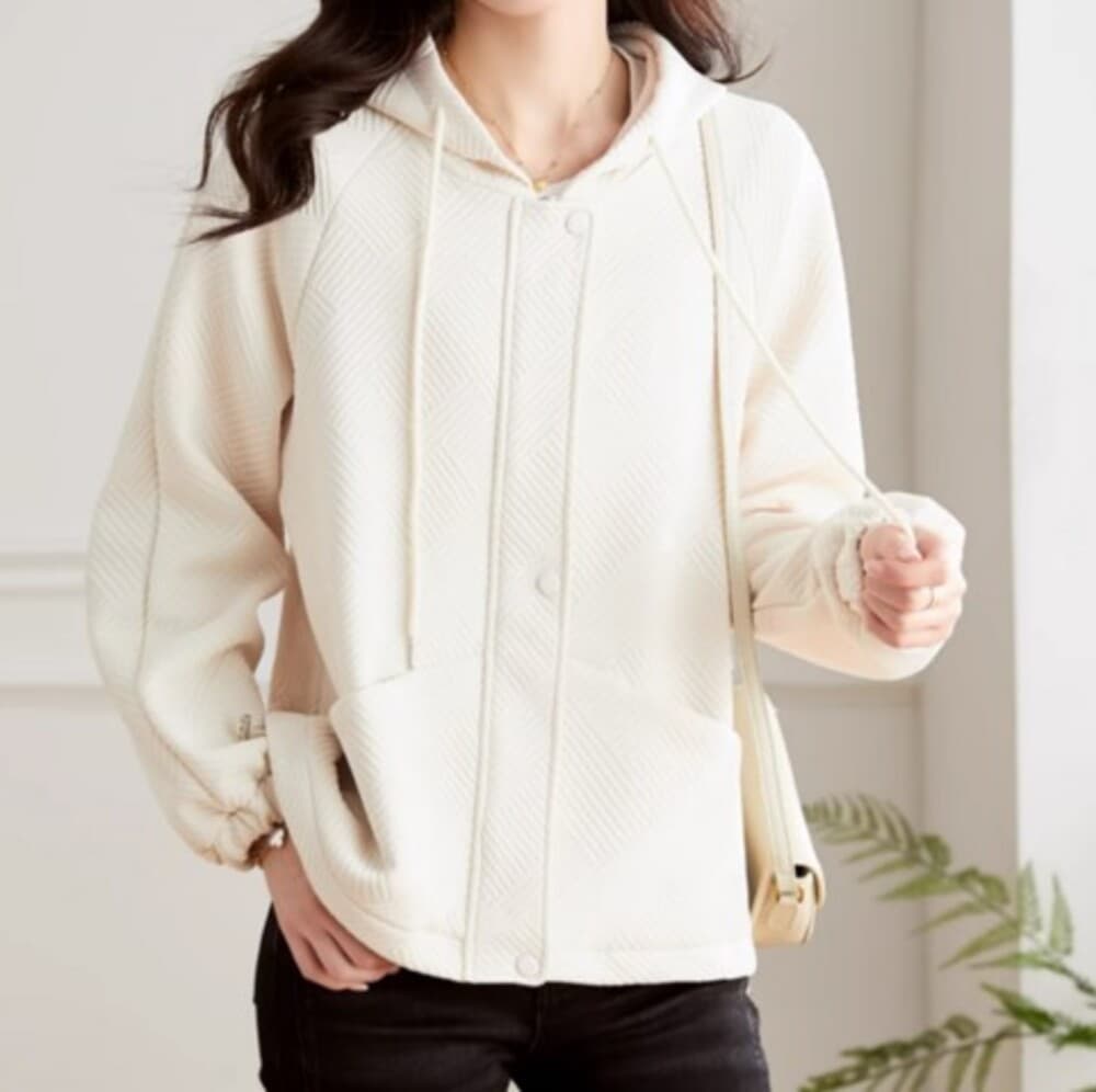 イエベ春/イエベ秋服 スポーツフード付きジャケット