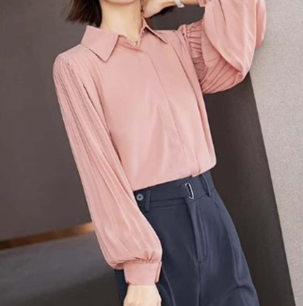 イエベ春/イエベ秋服 シフォンプリーツブラウス