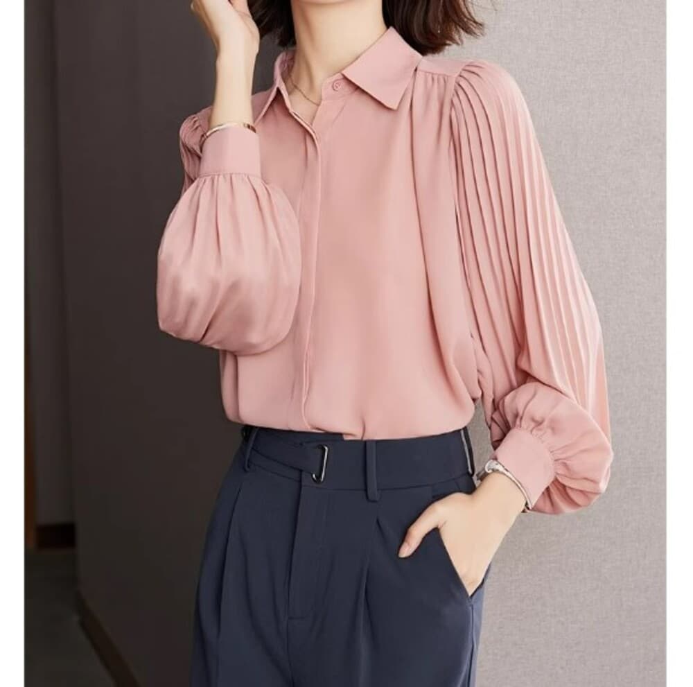 イエベ春/イエベ秋服 シフォンプリーツブラウス