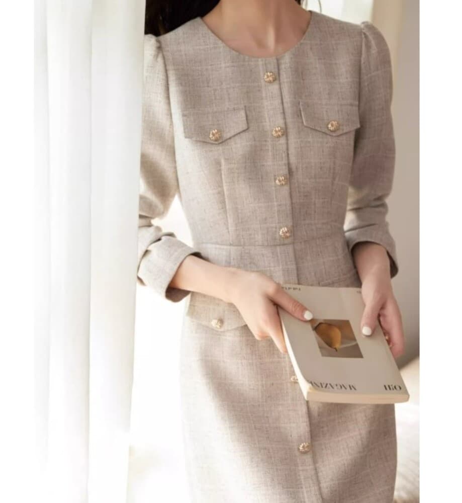 イエベ春/イエベ秋服 金ボタン スタイルアップワンピース