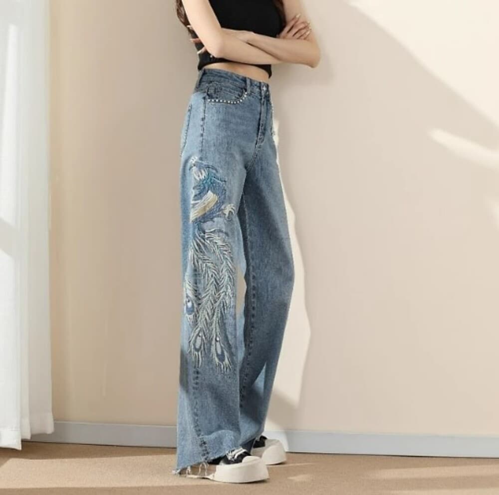 イエベ春/イエベ秋服 刺繍入りデニムパンツ