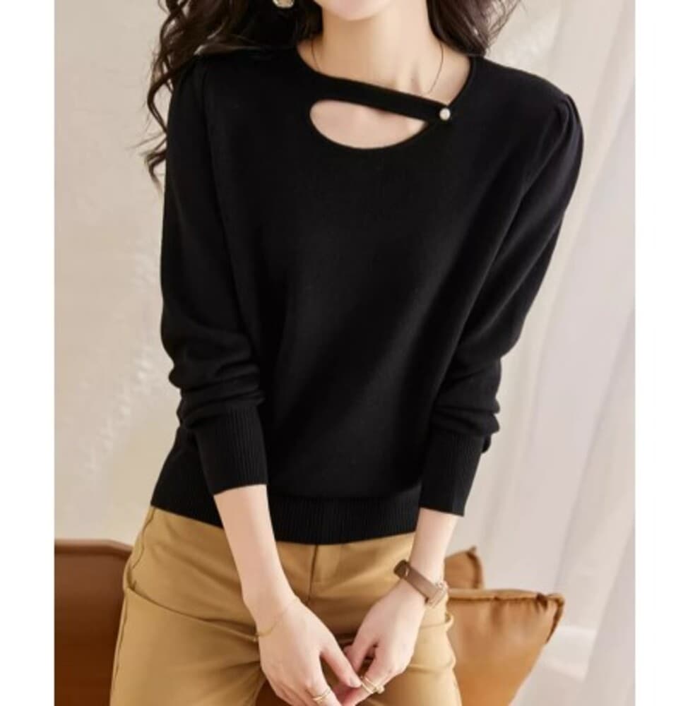 イエベ春/イエベ秋服 デコルテデザインニットトップス