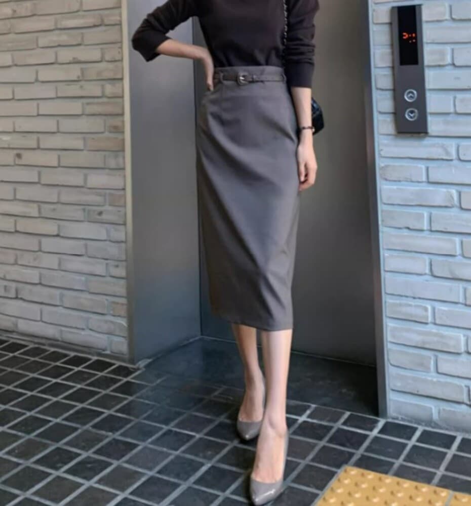 イエベ秋服 タイトミディスカート