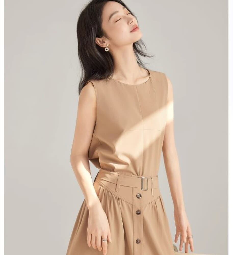 イエベ春/イエベ秋服 ノースリーブ×スカートセットアップ