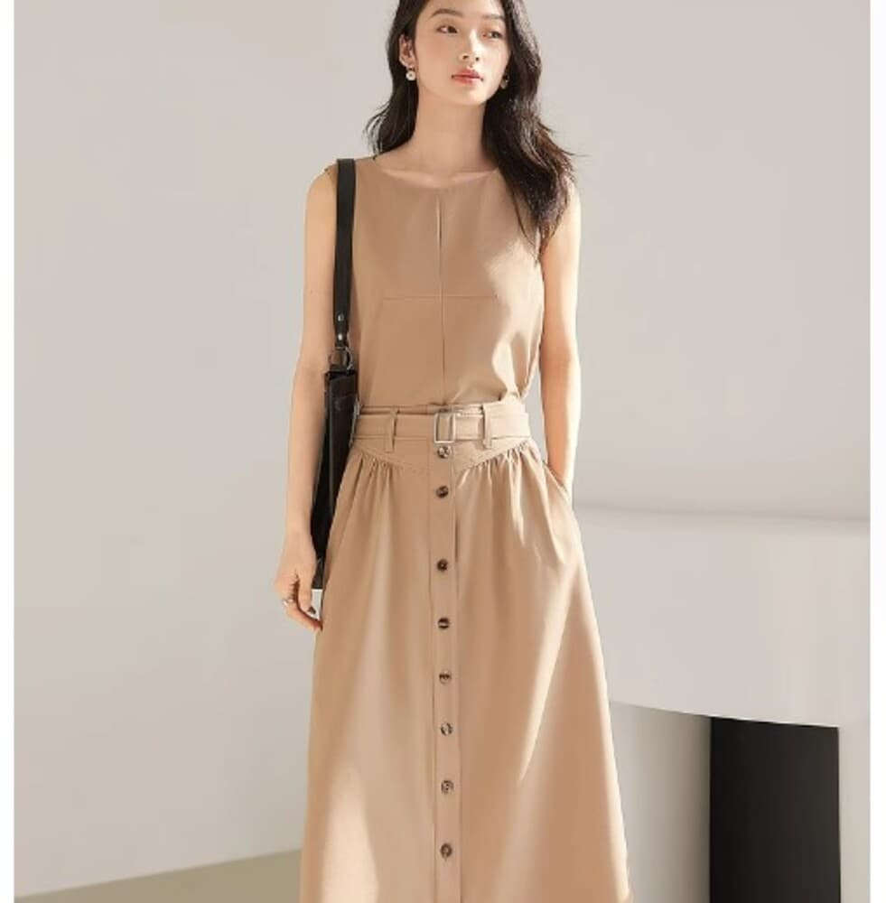 イエベ春/イエベ秋服 ノースリーブ×スカートセットアップ