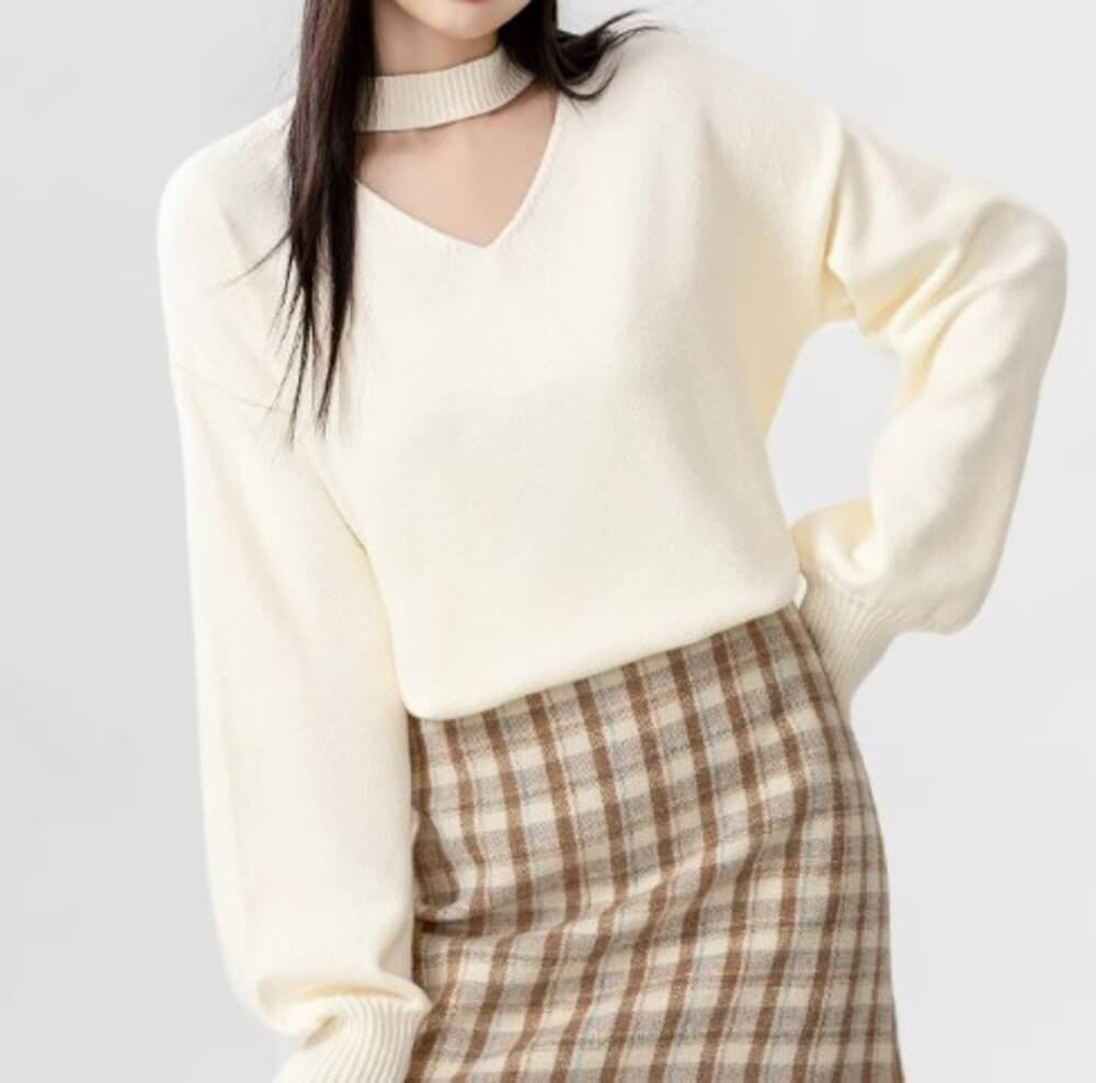 イエベ春/イエベ秋服 Vネックニット