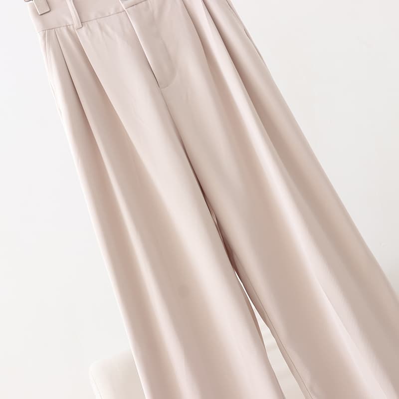 イエベ春/イエベ秋服 リラックスドレープパンツ