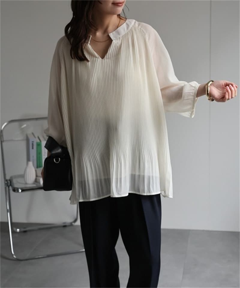 イエベ春/イエベ秋服 プリーツシャツ ゆったりブラウス 上品カジュアル