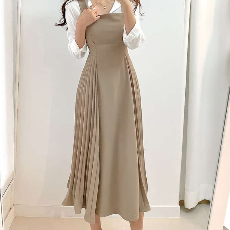 イエベ春/イエベ秋服 エレガントプリーツワンピース