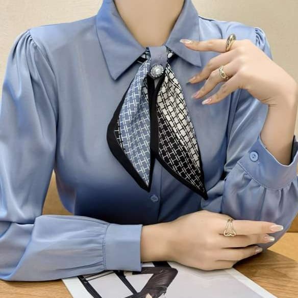 イエベ春/イエベ秋服 エレガントリボンタイ付シャツブラウス