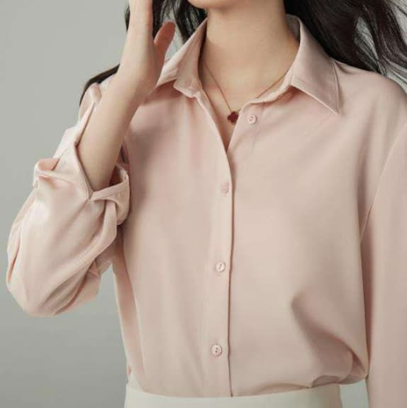 イエベ春服 上品シルエット オフィスシャツ
